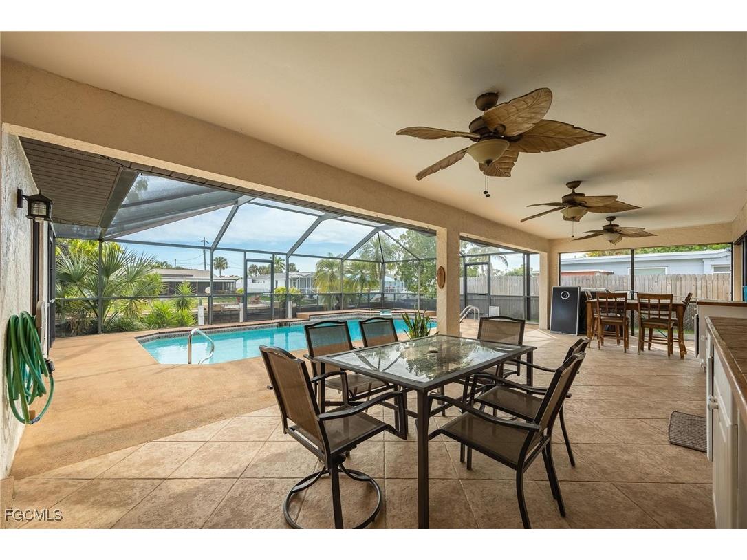 1719 W Bluewater Terrace North Fort Myers FL 33903 2026006226 image21