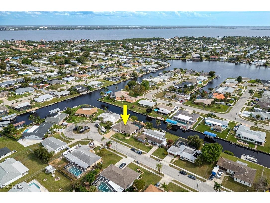 1719 W Bluewater Terrace North Fort Myers FL 33903 2026006226 image3
