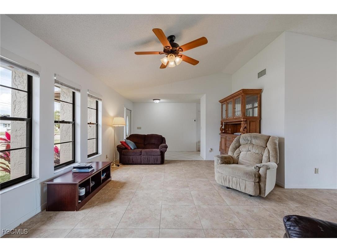 1719 W Bluewater Terrace North Fort Myers FL 33903 2026006226 image7