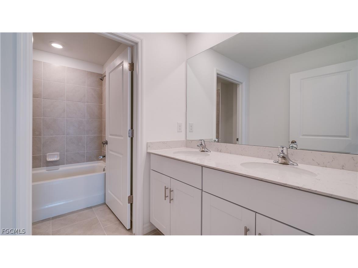 17197 Monte Isola Way North Fort Myers FL 33917 2026011780 image11