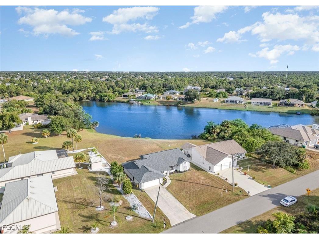 172 Coblentz Street Port Charlotte FL 33954 2025022157 image1