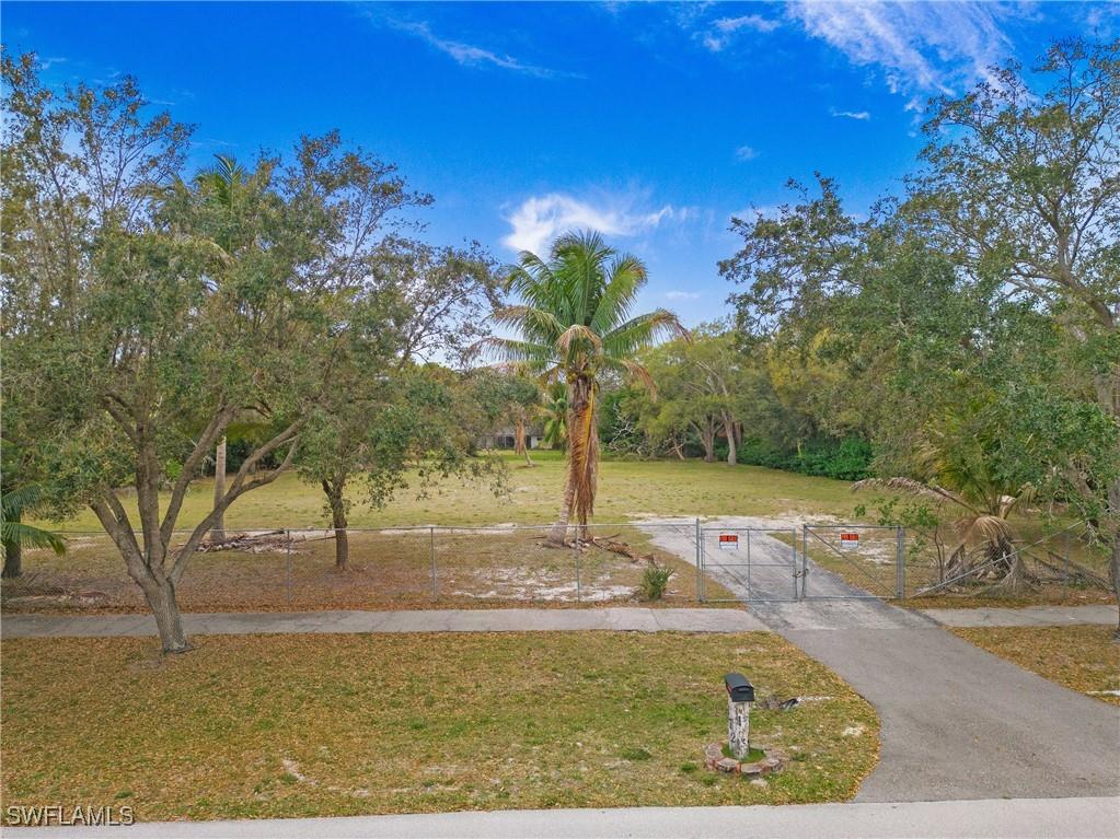 172 Hickory Road Naples FL 34108 225020541 image1