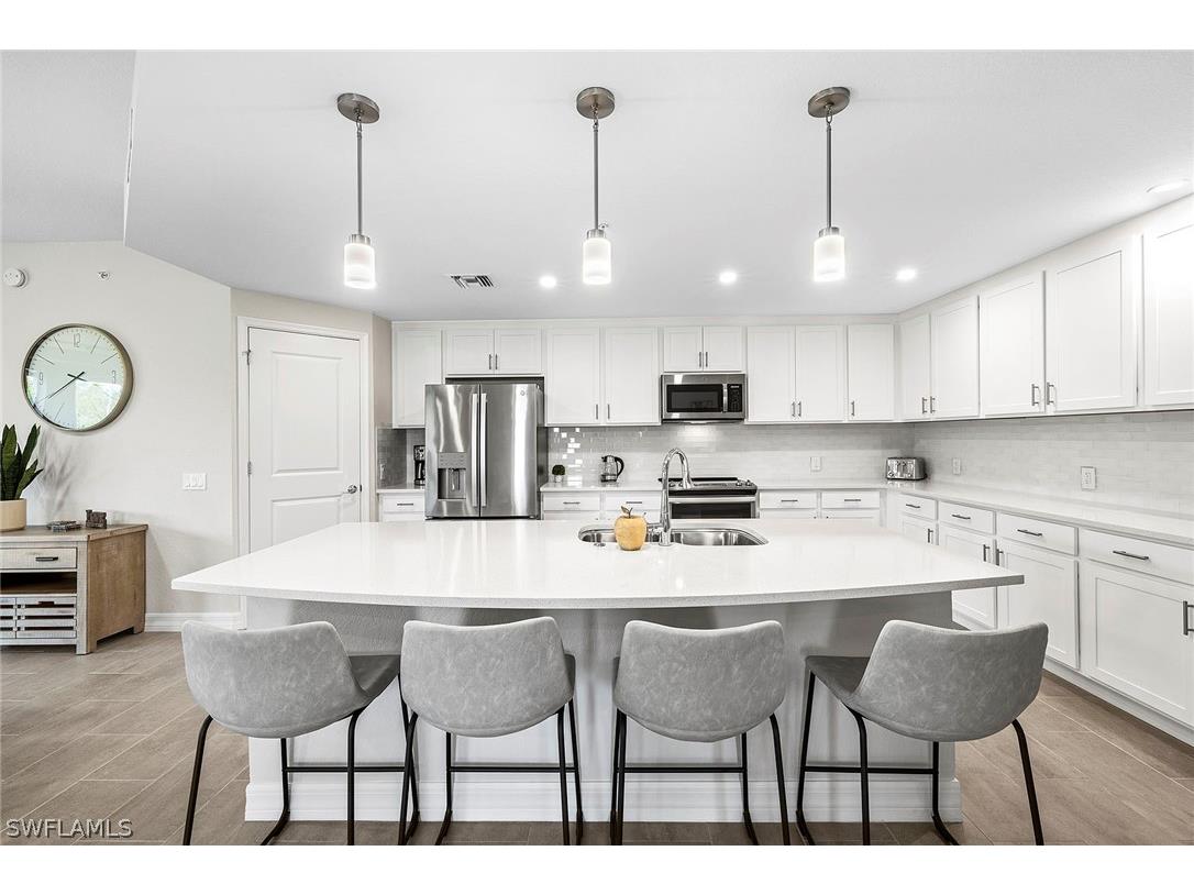 172 Indies Drive E #101 Naples FL 34114 226006669 image8