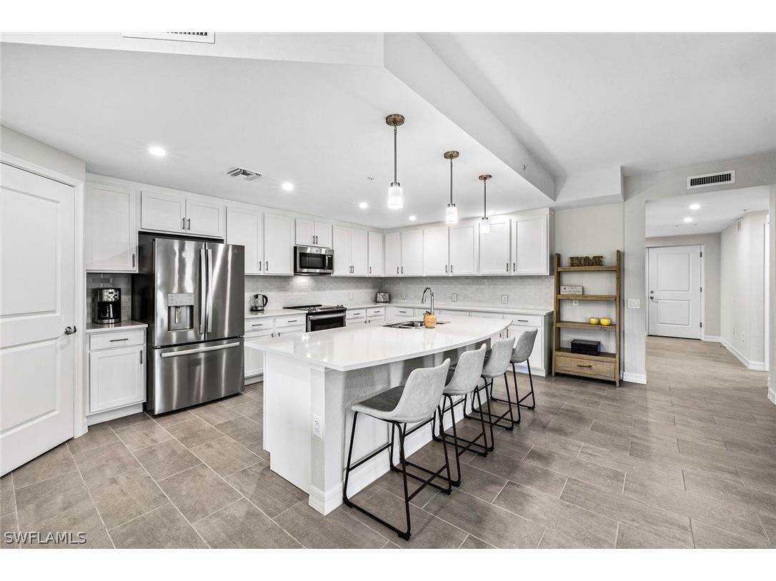 172 Indies Drive E #101 Naples FL 34114 226006669 image9