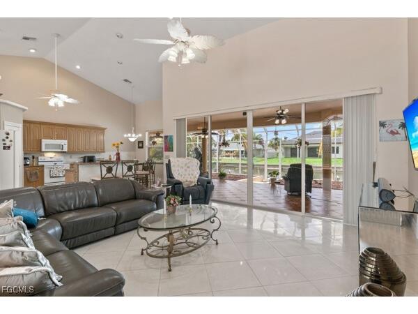 172 SE 23rd Street Cape Coral FL 33990 2025001423 image18