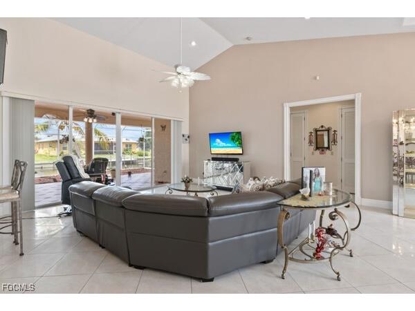 172 SE 23rd Street Cape Coral FL 33990 2025001423 image20