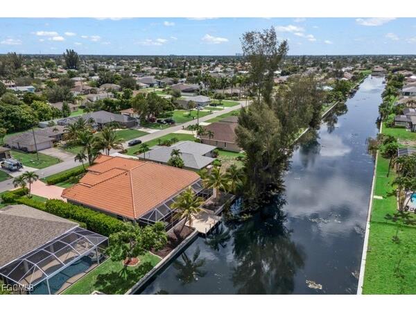 172 SE 23rd Street Cape Coral FL 33990 2025001423 image8