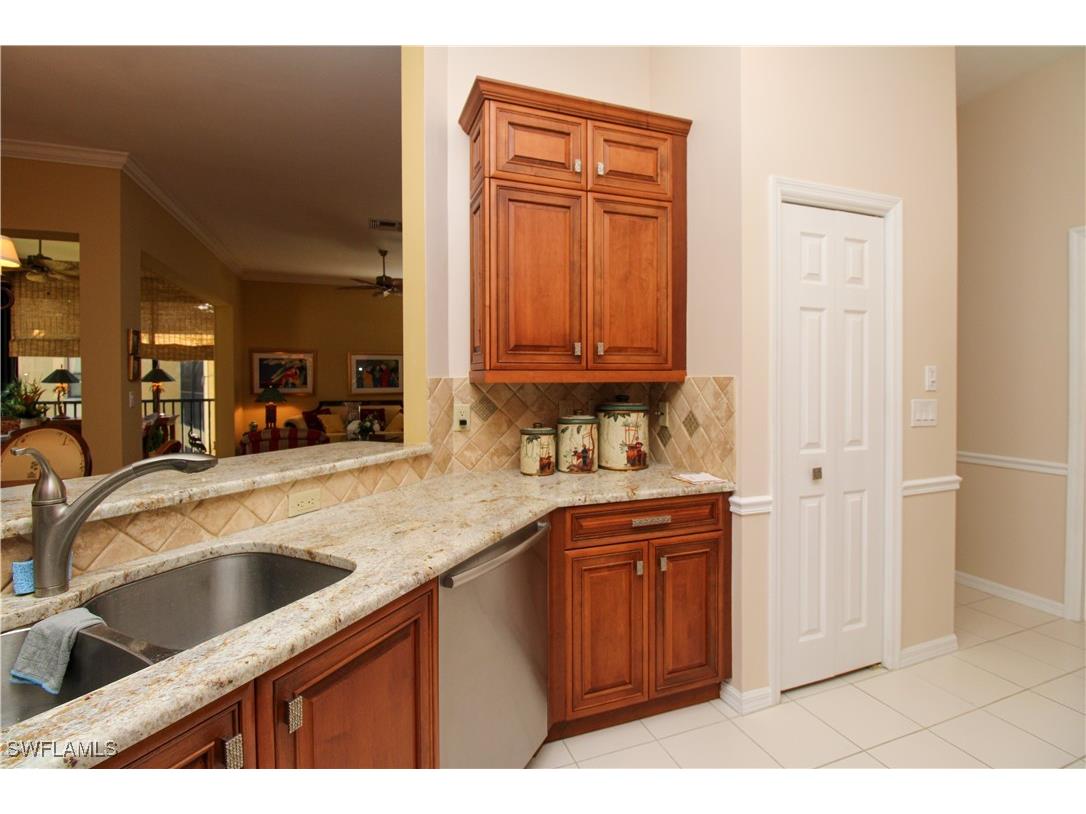 172 Vintage Circle #202 Naples FL 34119 225078314 image26