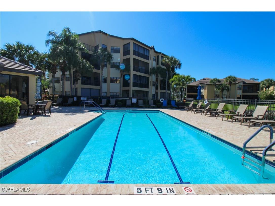 172 Vintage Circle #202 Naples FL 34119 225078314 image3