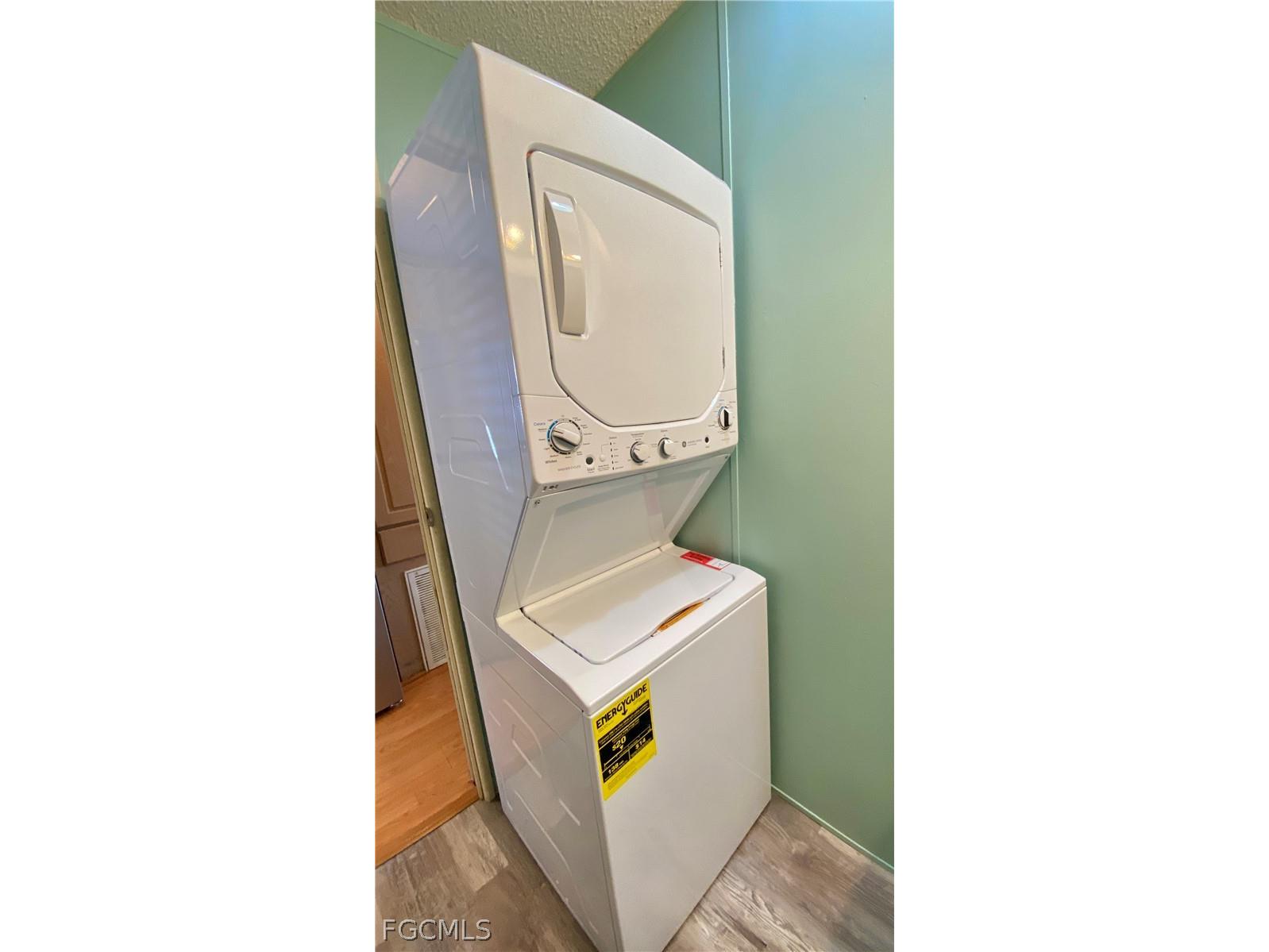 172 Vista Mar Drive North Fort Myers FL 33903 2026012816 image16