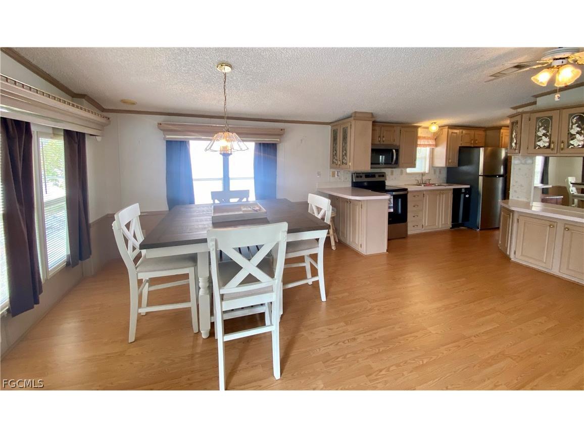 172 Vista Mar Drive North Fort Myers FL 33903 2026012816 image7