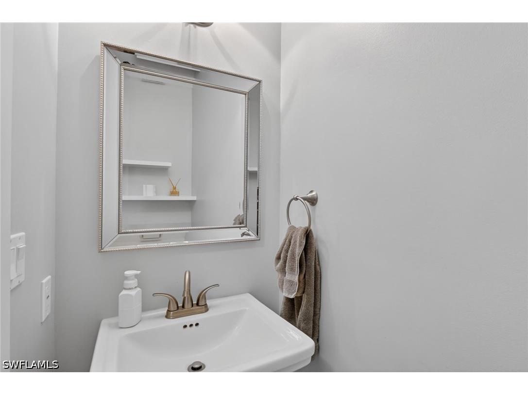 1720 16th Street NE Naples FL 34120 226018648 image22