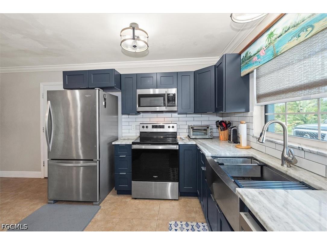 1720 Club House Road W North Fort Myers FL 33917 2026016122 image9