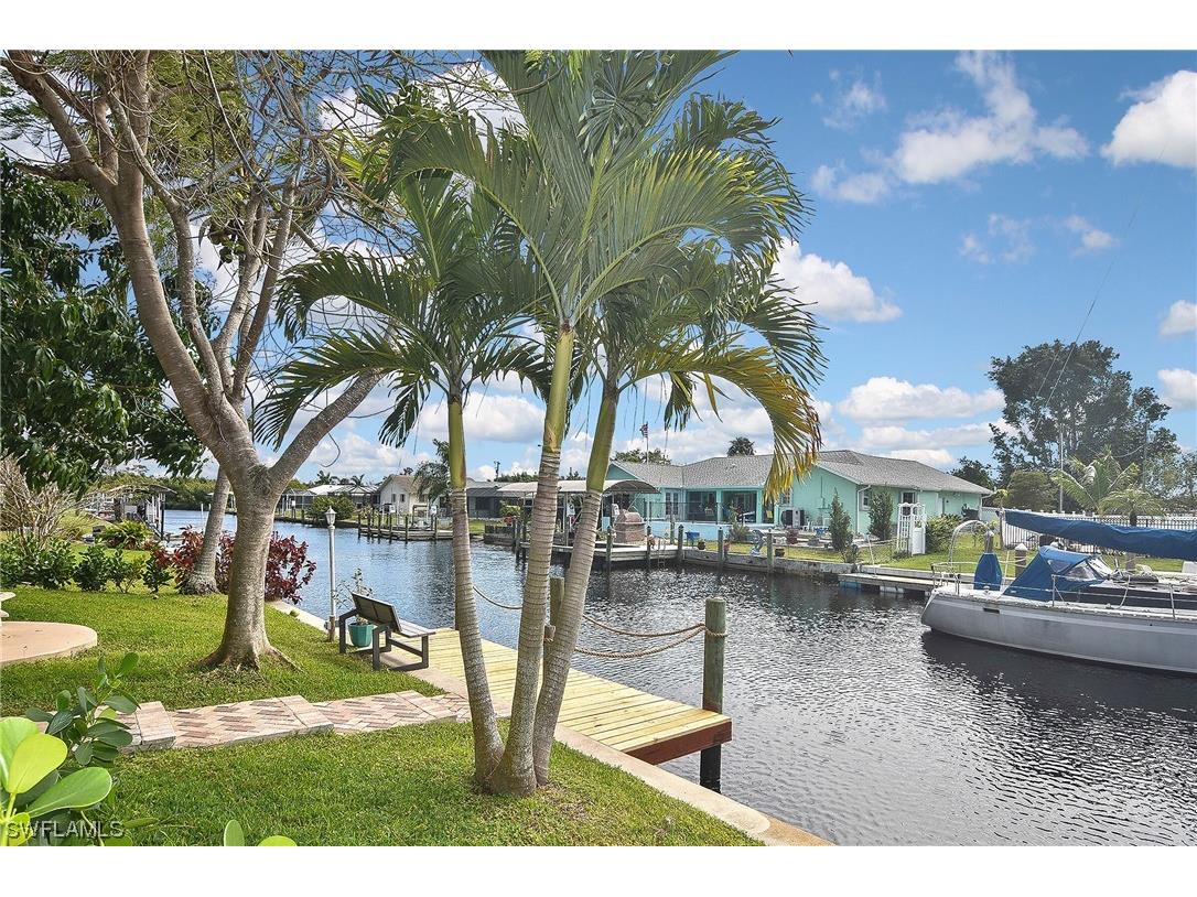 1720 Cobia Way North Fort Myers FL 33917 224014876 image1