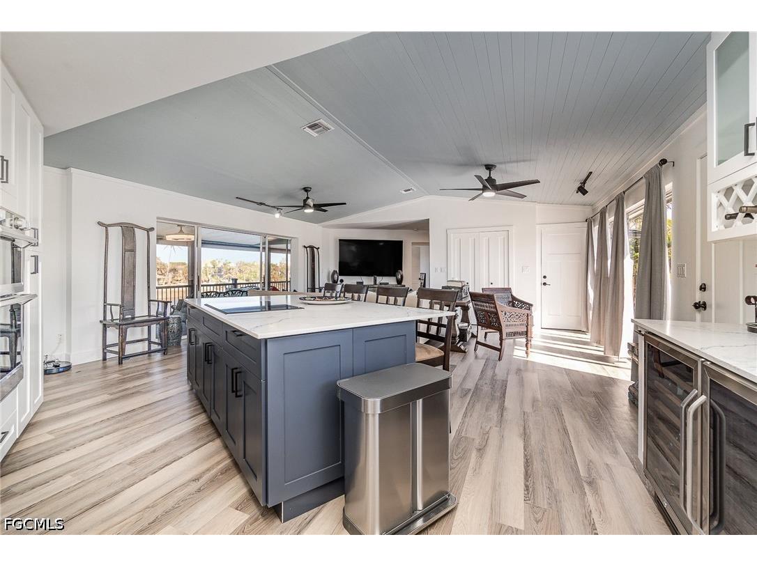 1720 Middle Gulf Drive Sanibel FL 33957 2026028232 image11