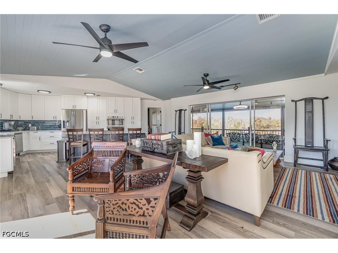 1720 Middle Gulf Drive Sanibel FL 33957 2026028232 image15