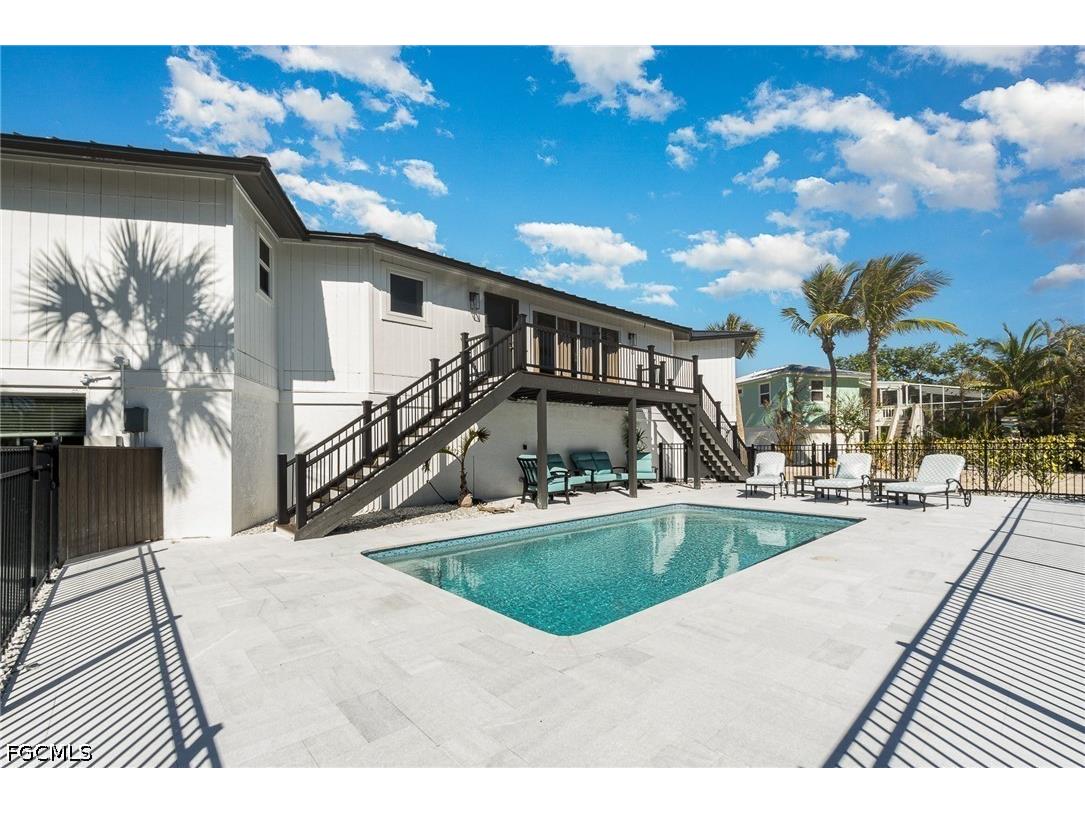 1720 Middle Gulf Drive Sanibel FL 33957 2026028232 image5