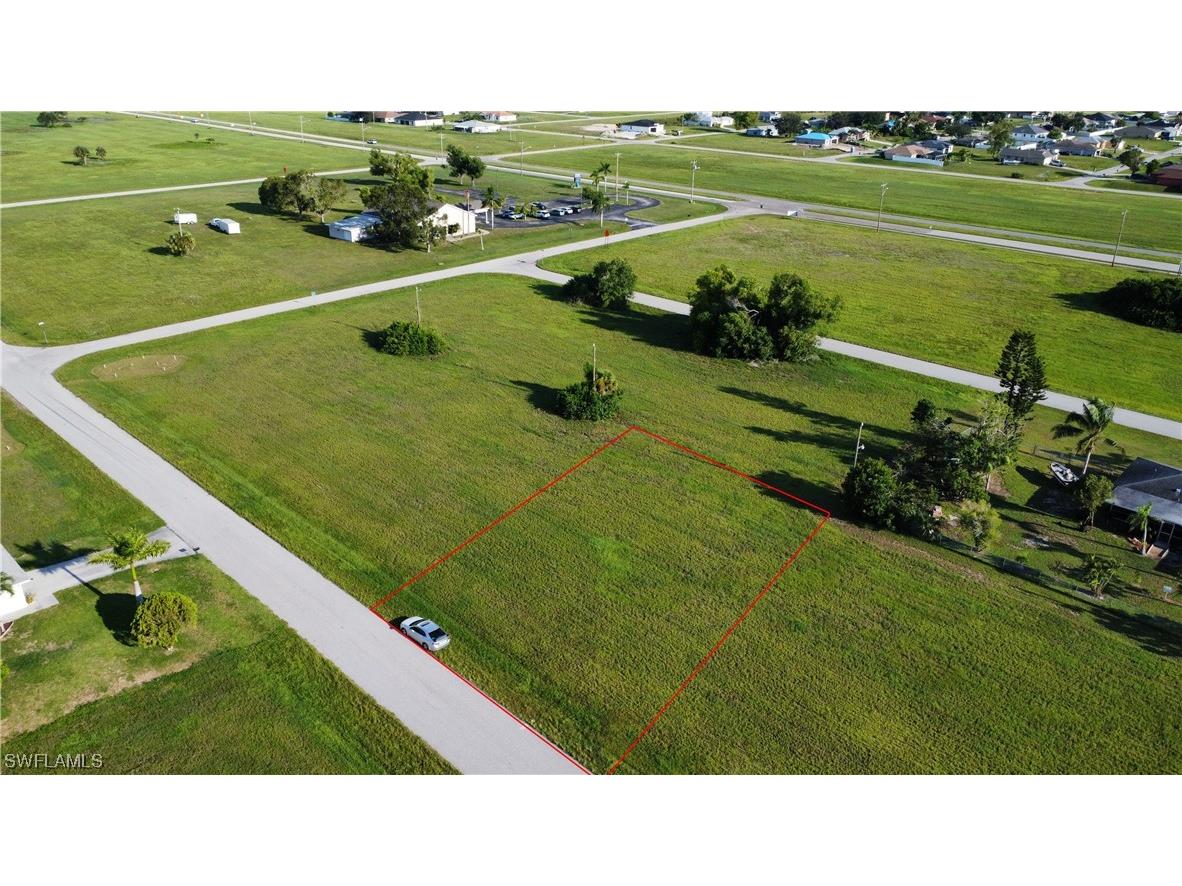 1720 NE 17th Street Cape Coral FL 33909 223066542 image1