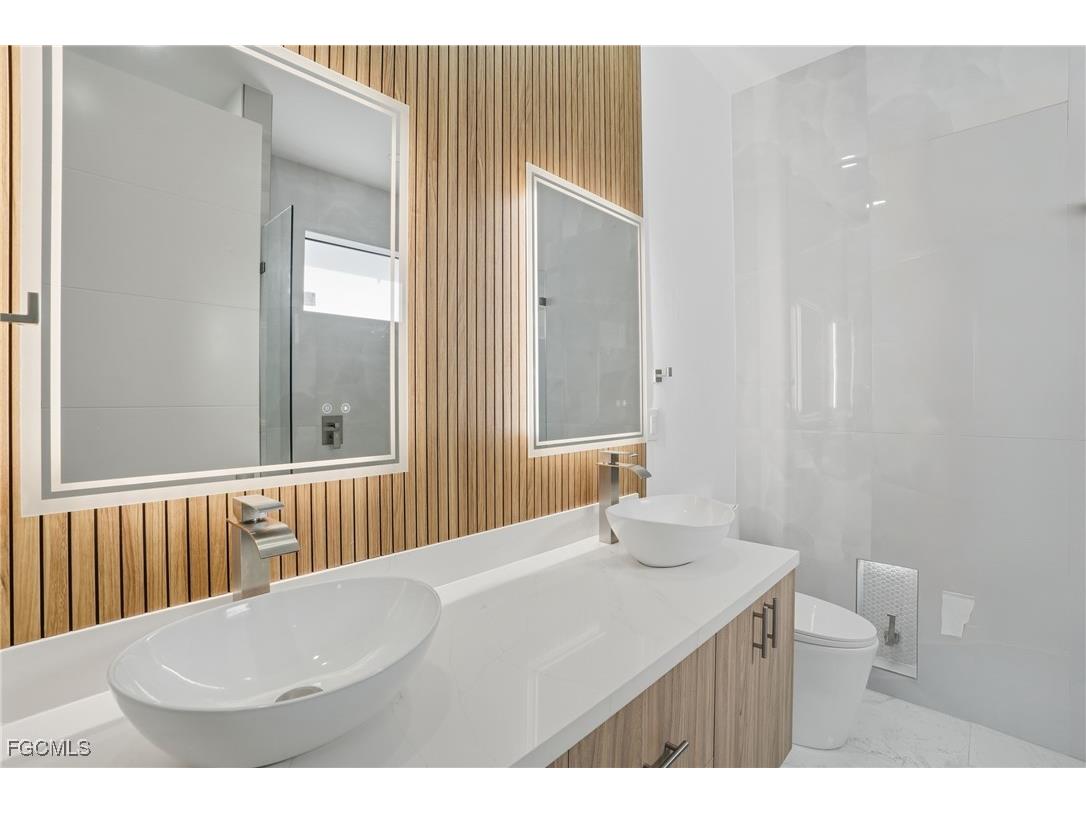 1720 NW 15th Place Cape Coral FL 33993 2025021724 image21