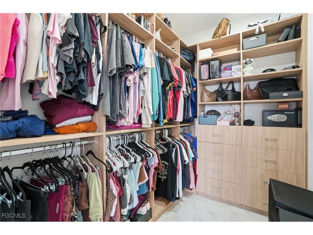 1720 NW 15th Place Cape Coral FL 33993 2025021724 image23