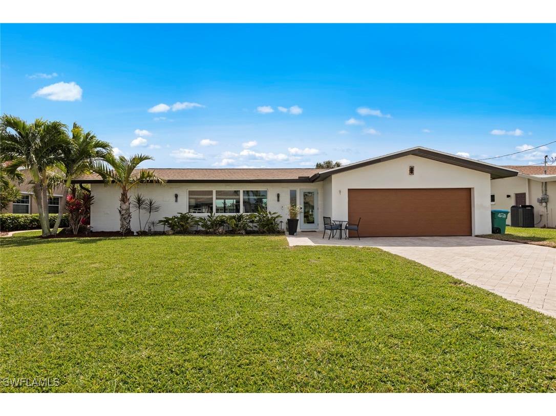 1720 SE 40th Terrace Cape Coral FL 33904 225027616 image1