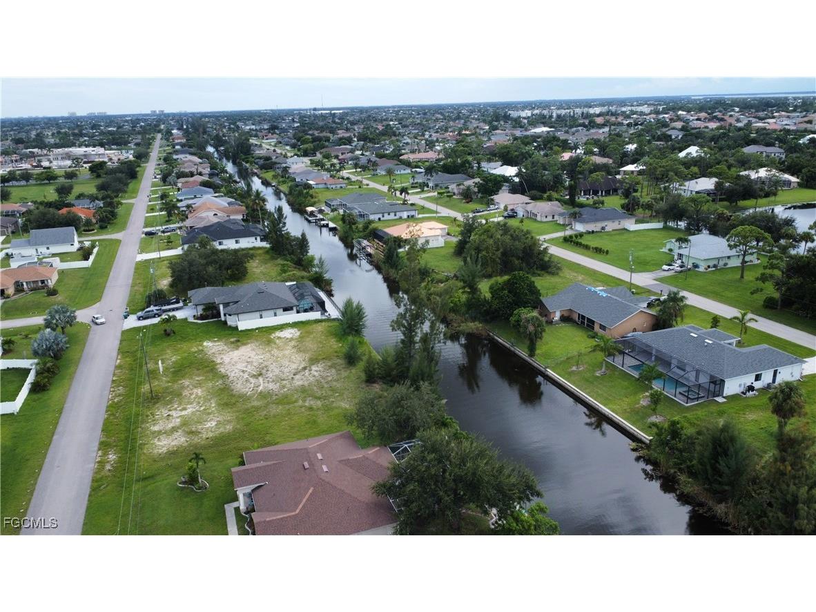 1720 SW 17th Avenue Cape Coral FL 33991 2025003225 image6