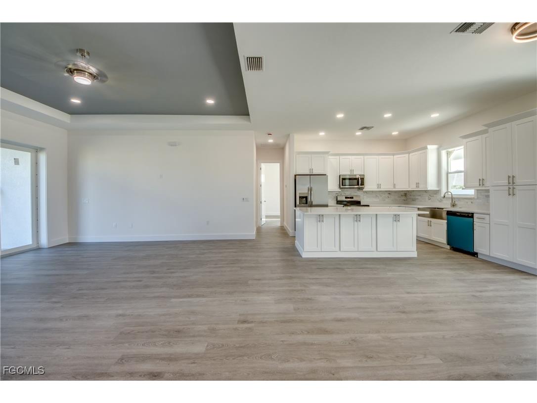 1720 SW 3rd Street Cape Coral FL 33991 2025017665 image12