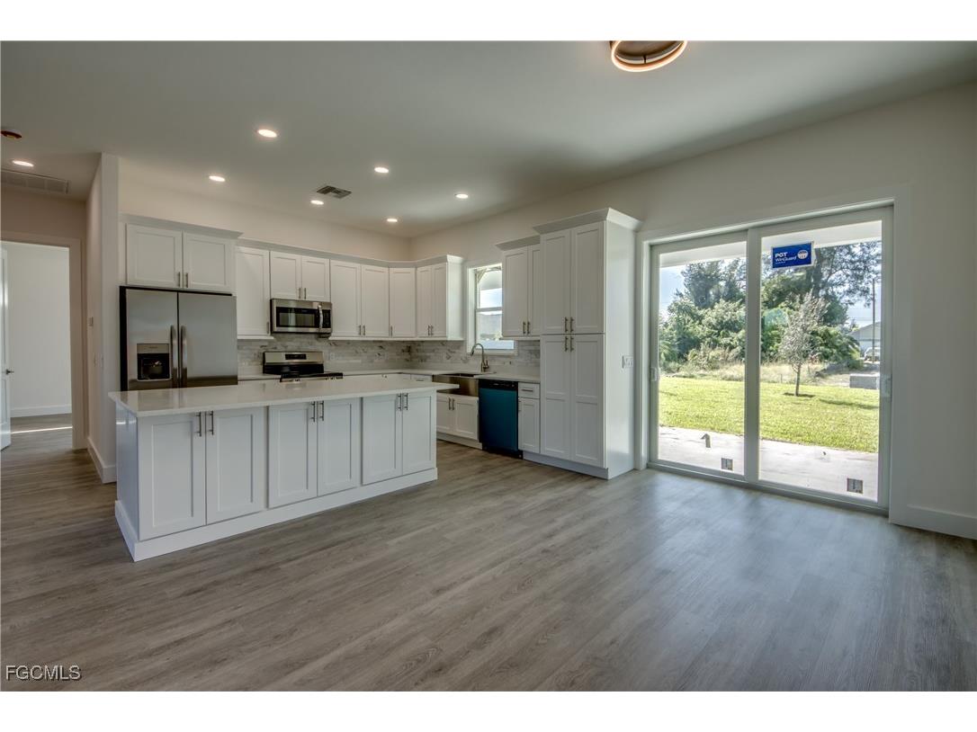 1720 SW 3rd Street Cape Coral FL 33991 2025017665 image14