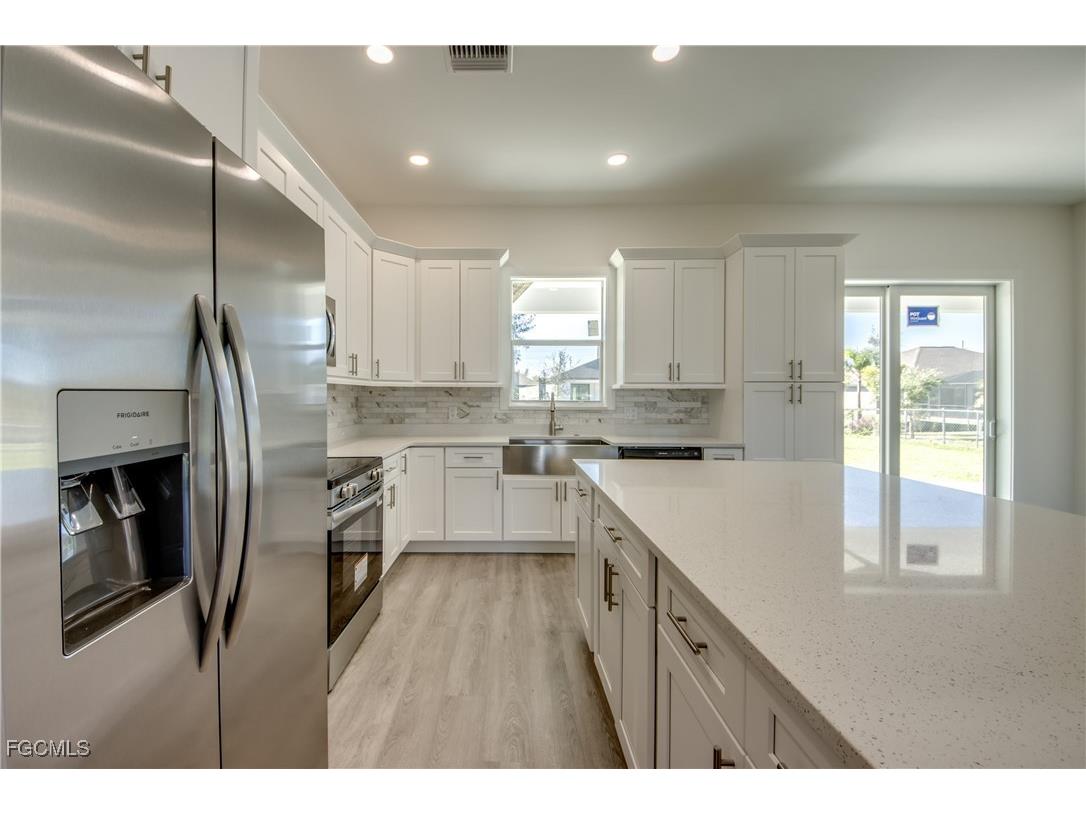 1720 SW 3rd Street Cape Coral FL 33991 2025017665 image24