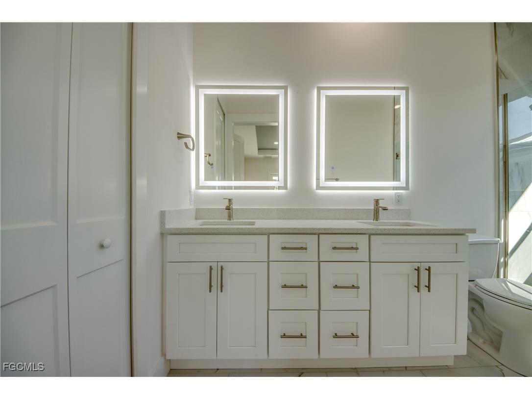 1720 SW 3rd Street Cape Coral FL 33991 2025017665 image32