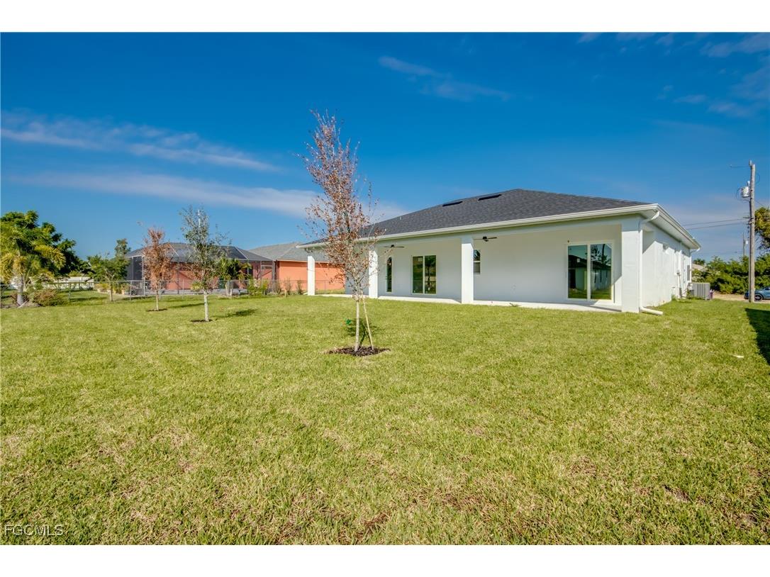 1720 SW 3rd Street Cape Coral FL 33991 2025017665 image48