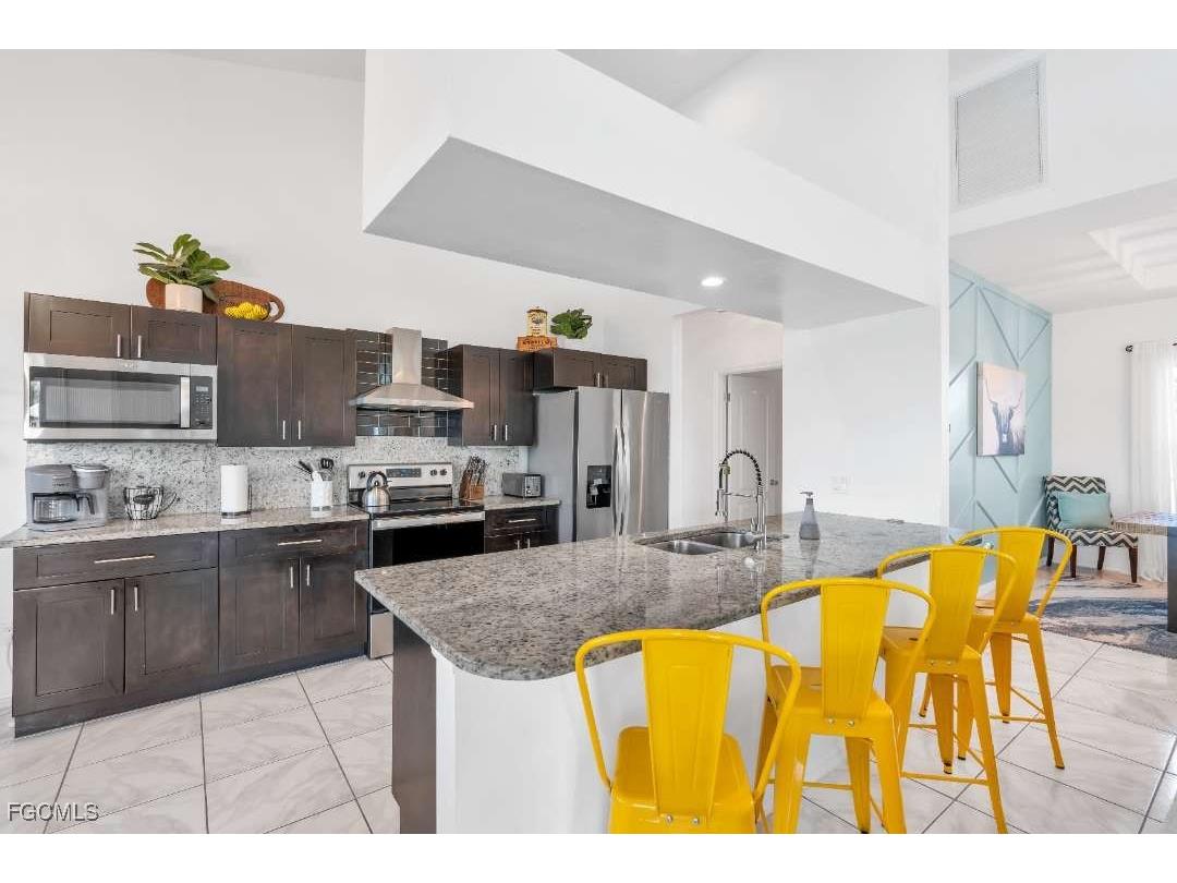 1720 SW 49th Lane Cape Coral FL 33914 2025006259 image11