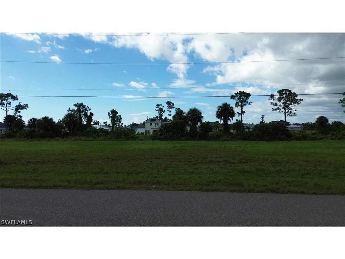 1721 NE 33rd Terrace Cape Coral FL 33909 224057095 image1