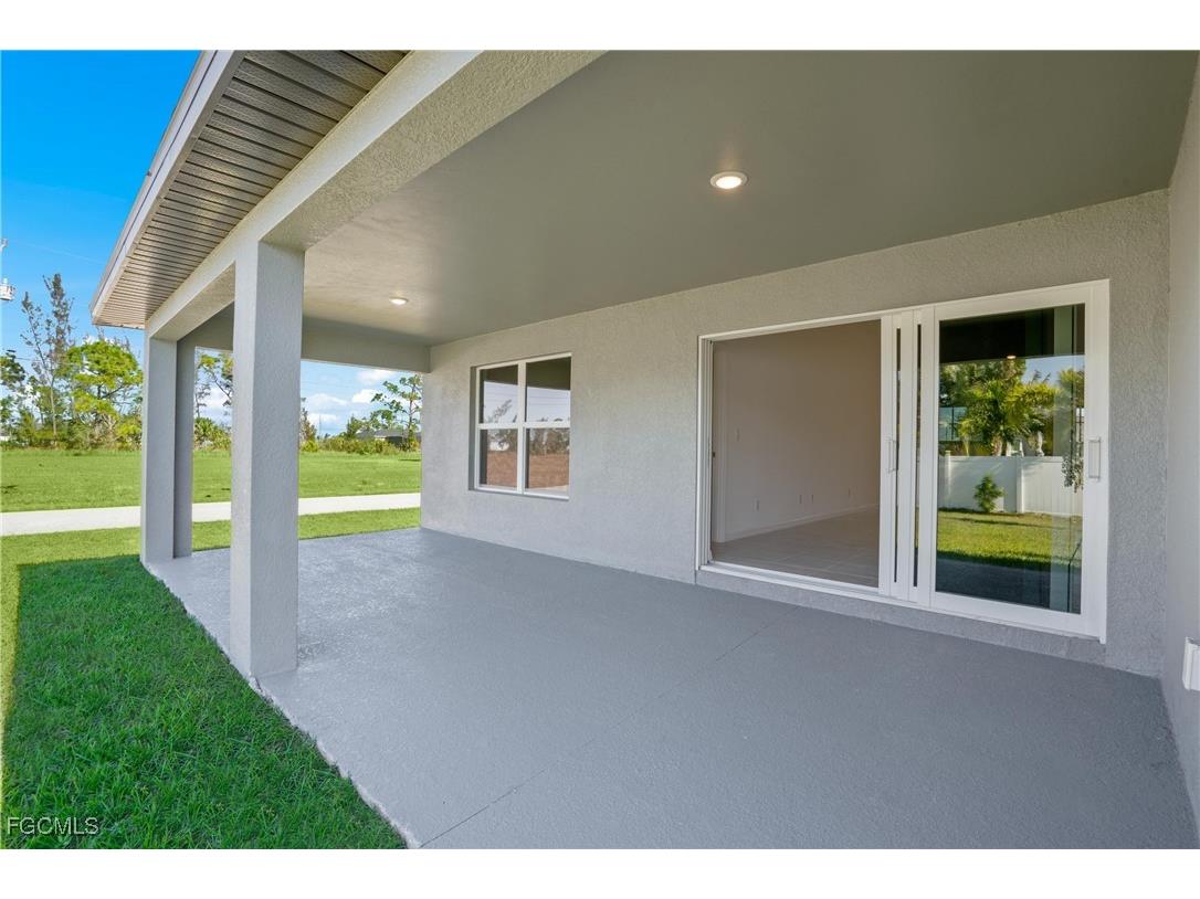 1721 NE 7th Avenue Cape Coral FL 33909 2025009789 image10