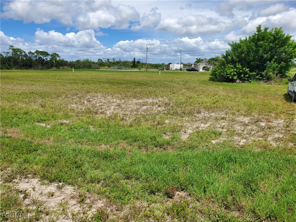 1721 NW 43rd Avenue Cape Coral FL 33993 2025008142 image1