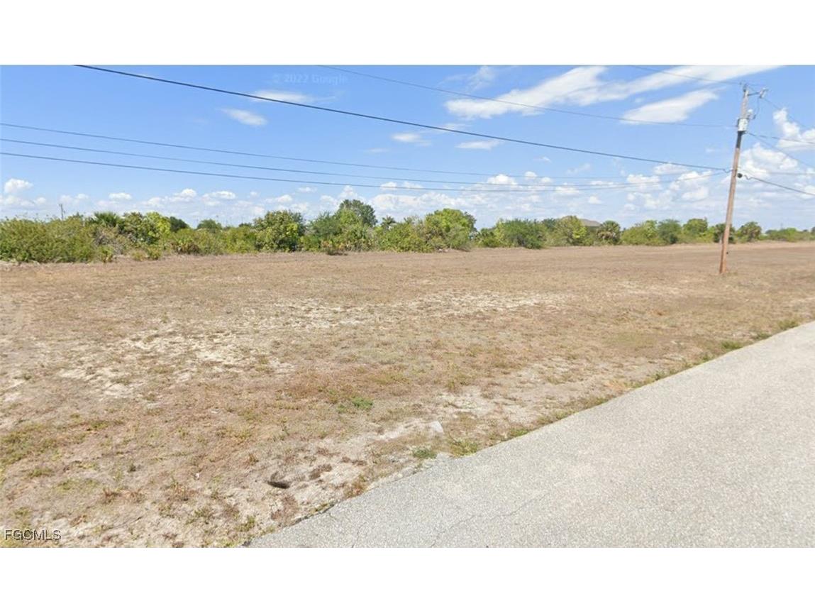 1721 NW 8th Terrace Cape Coral FL 33993 2025009464 image6