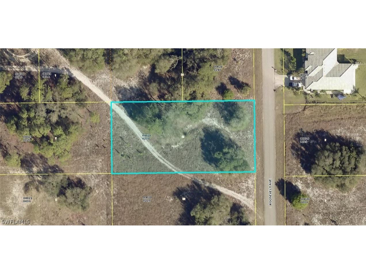 1721 Roosevelt Avenue Lehigh Acres FL 33972 222090178 image1