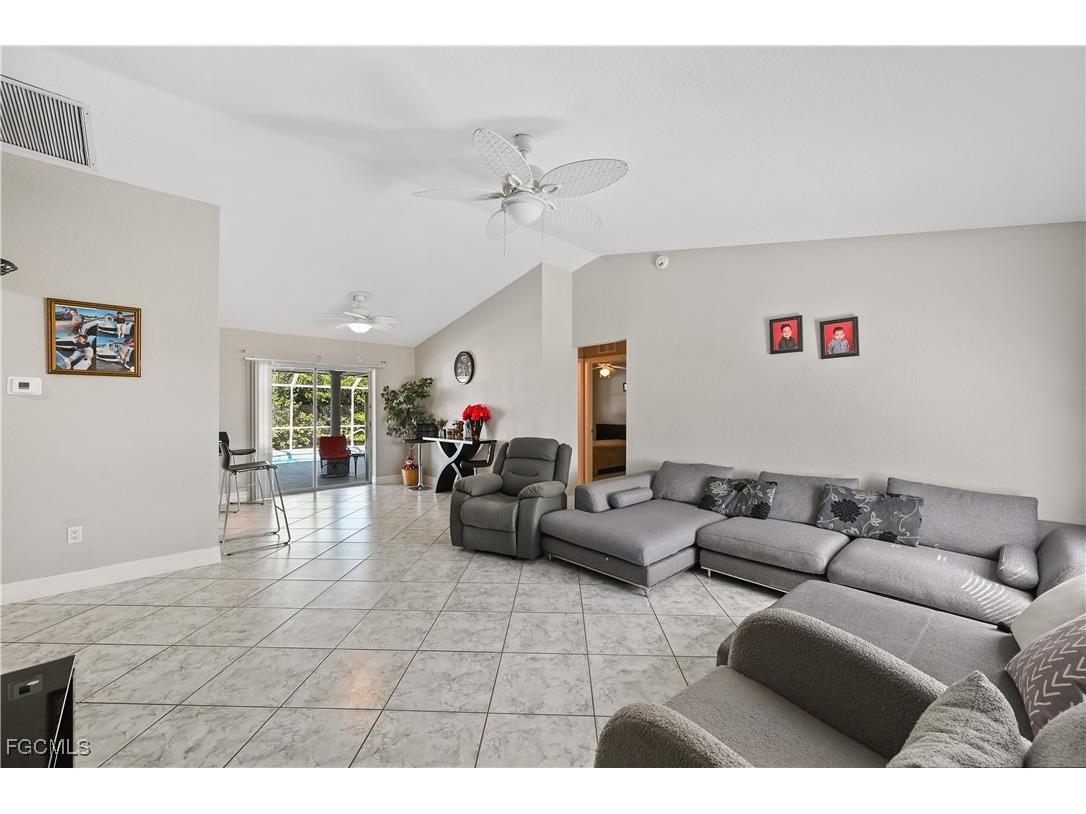 1721 SE 21st Terrace Cape Coral FL 33990 2025022174 image17