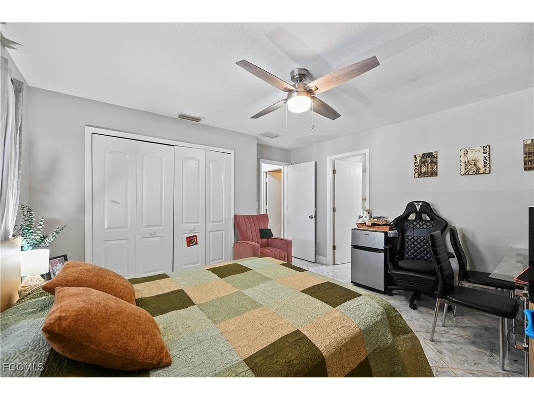 1721 SE 21st Terrace Cape Coral FL 33990 2025022174 image23