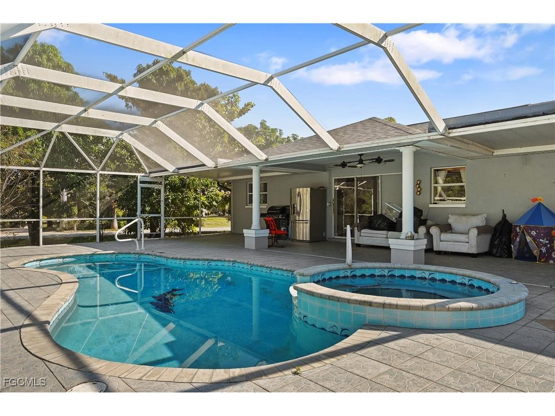 1721 SE 21st Terrace Cape Coral FL 33990 2025022174 image29