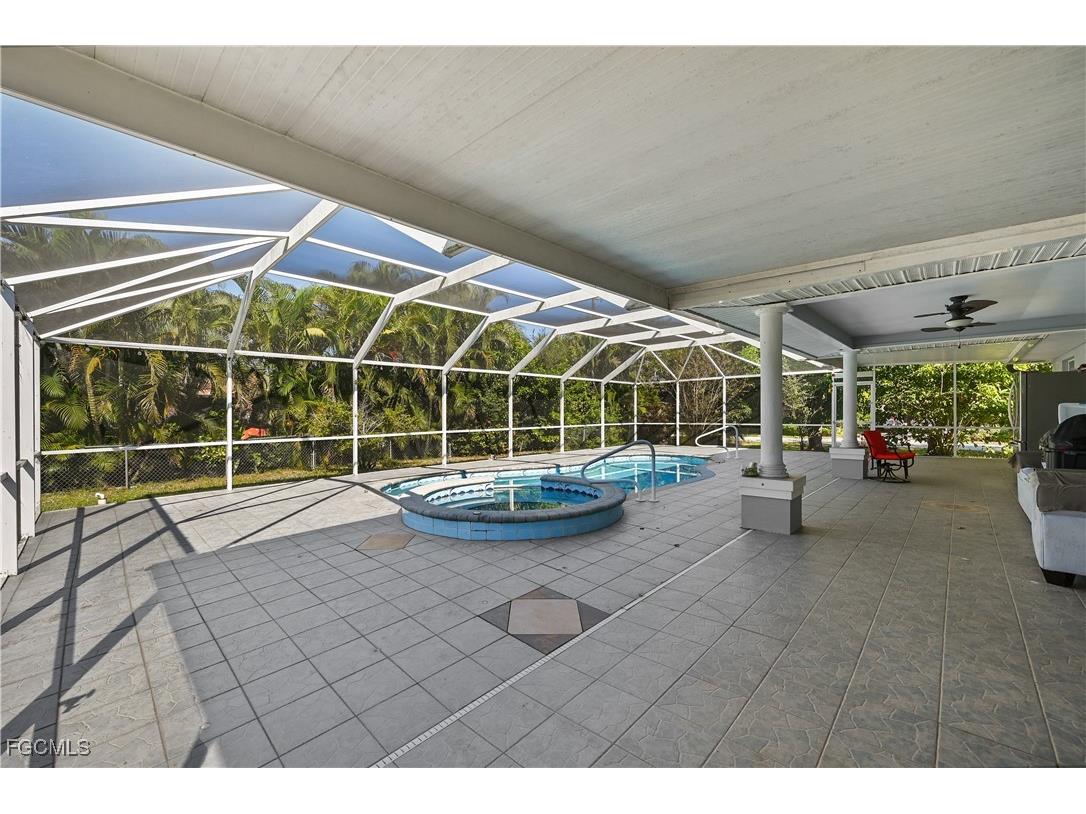 1721 SE 21st Terrace Cape Coral FL 33990 2025022174 image32