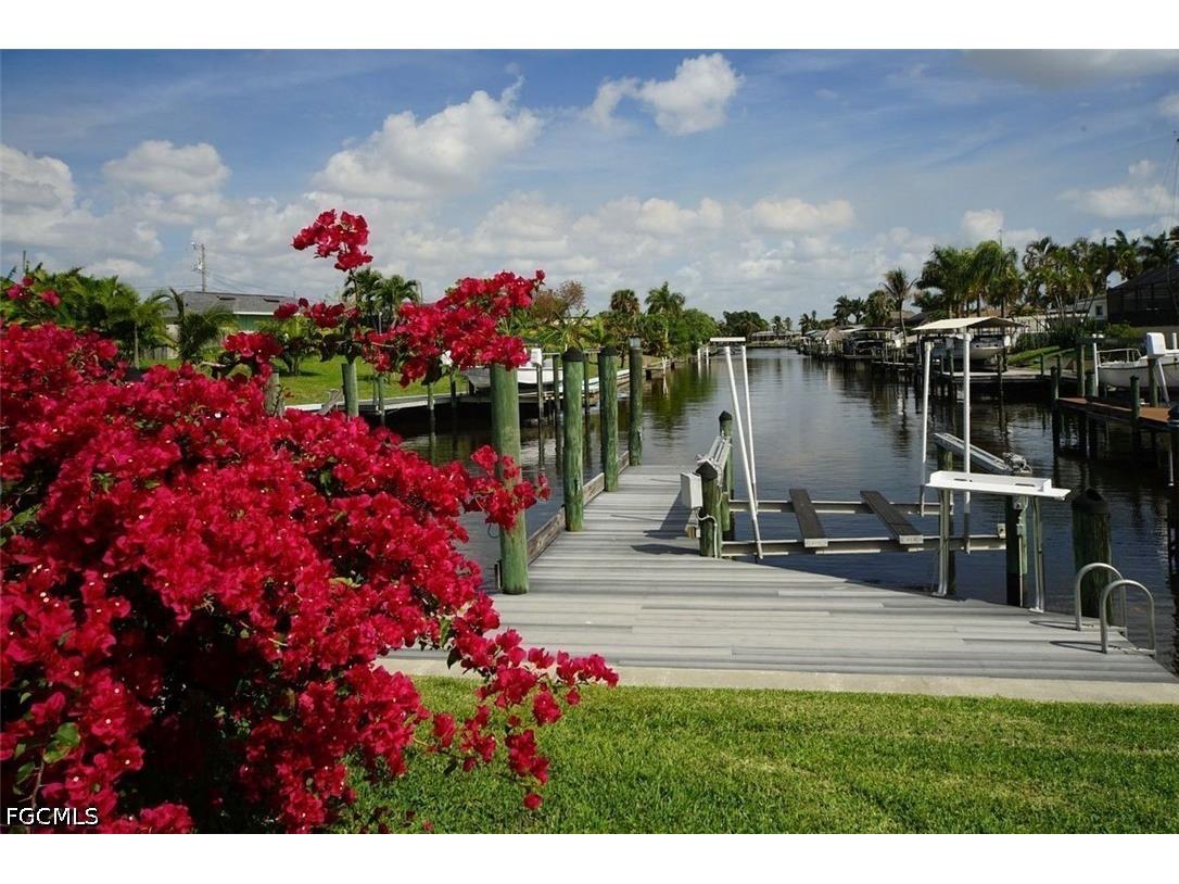 1721 SE 29th Lane Cape Coral FL 33904 2026010567 image18