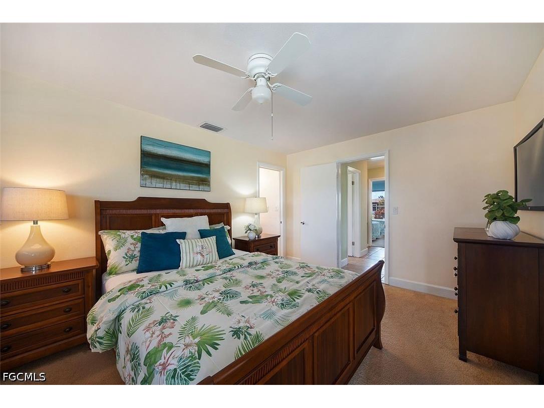 1721 SE 29th Lane Cape Coral FL 33904 2026010567 image35