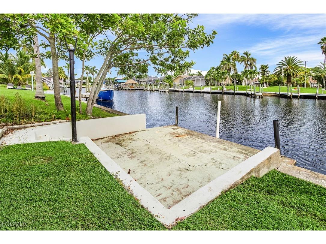 1721 SE 44th Street Cape Coral FL 33904 2025009773 image11