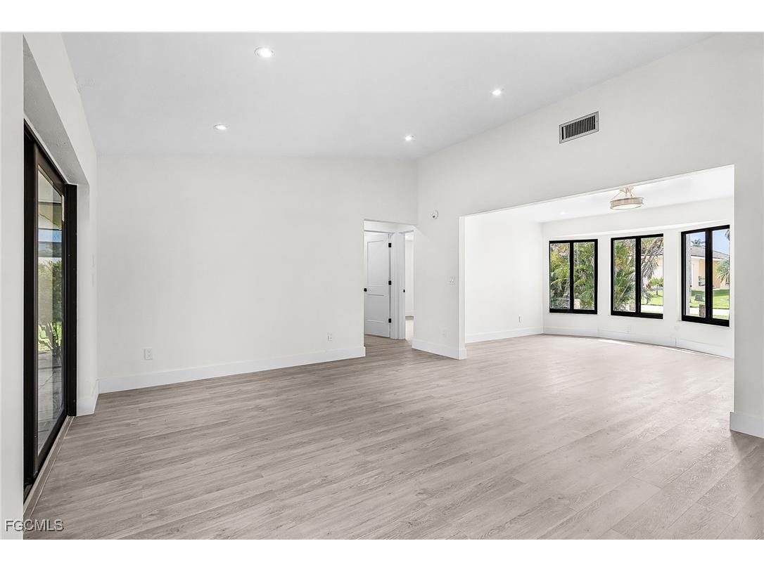 1721 SE 44th Street Cape Coral FL 33904 2025009773 image17