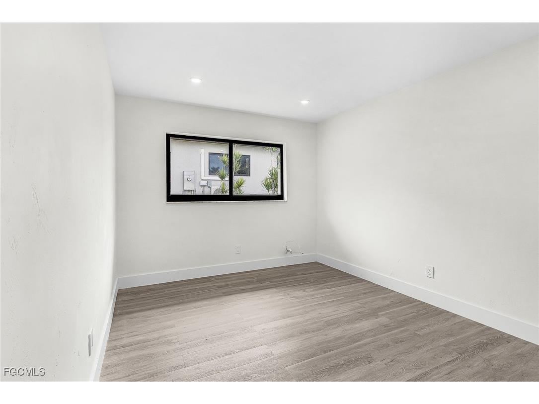 1721 SE 44th Street Cape Coral FL 33904 2025009773 image29