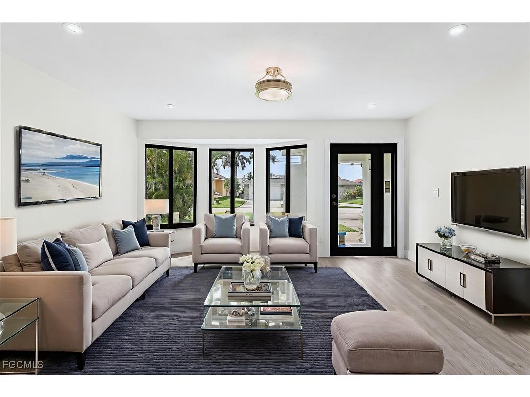 1721 SE 44th Street Cape Coral FL 33904 2025009773 image3