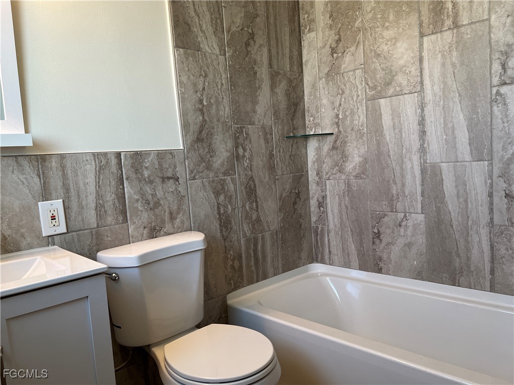 1721 SE 46th Lane Cape Coral FL 33904 2025022757 image5