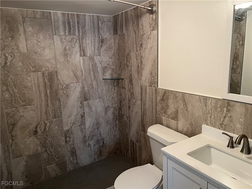 1721 SE 46th Lane Cape Coral FL 33904 2025022757 image8