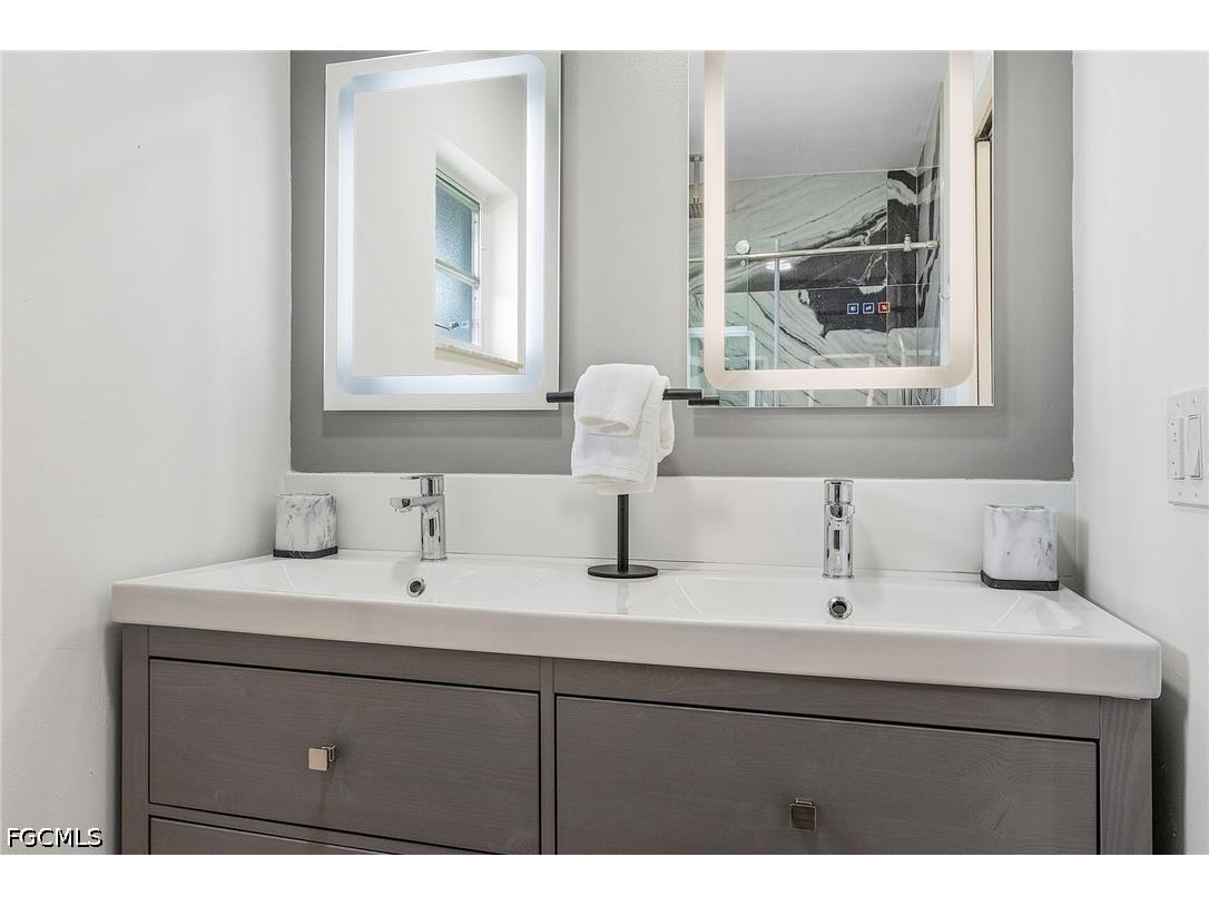 1721 SE 6th Lane Cape Coral FL 33990 2026028830 image33